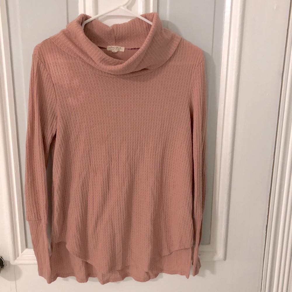 Ultra Flirt knit dusty pink turtle neck long sleeve blouse size small